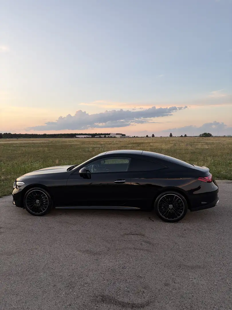 Mercedes-Benz CLE 200 Coupe AMG Line Panoramadach, Schwarz - 1