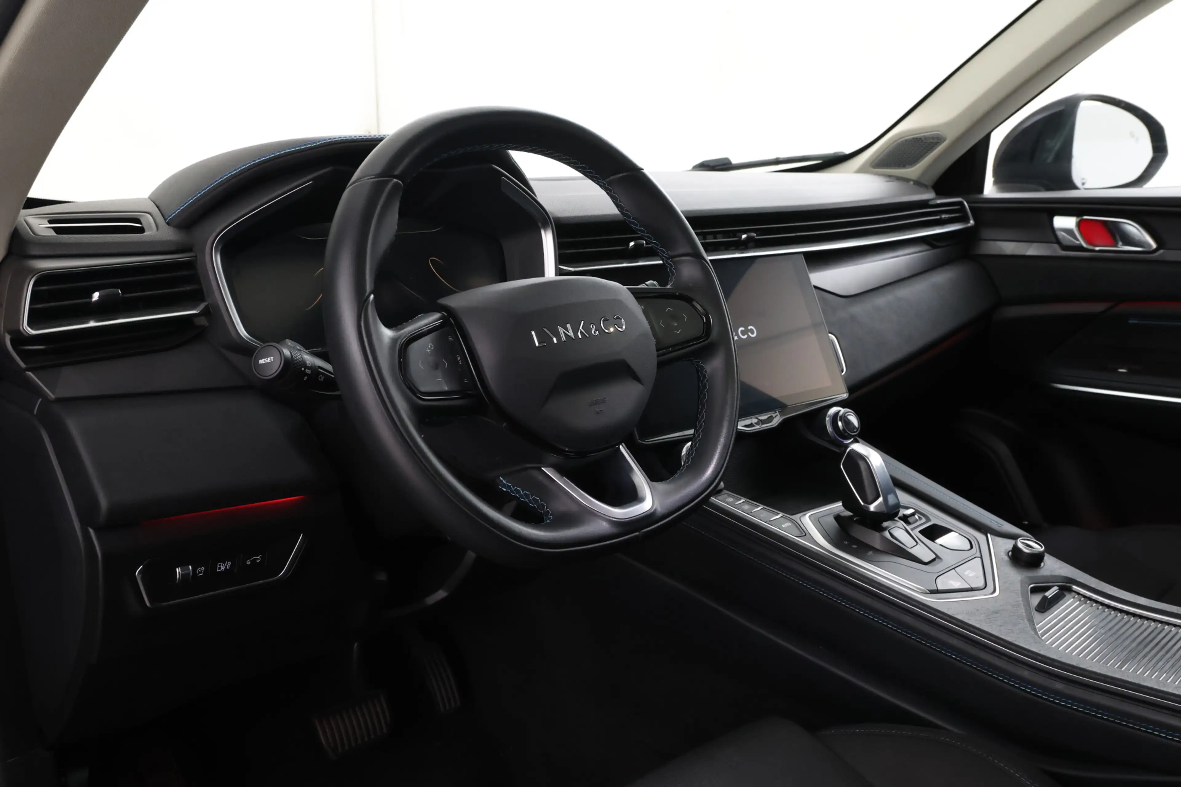 Lynk & Co 01 1.5 360 graden climate! — photo 14