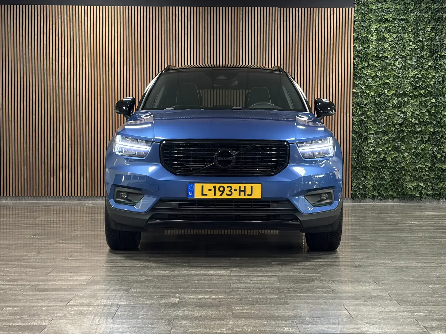 Volvo XC40 T5 Recharge R-Design | Schuifdak | Trekhaak | Pole Bleu - 2