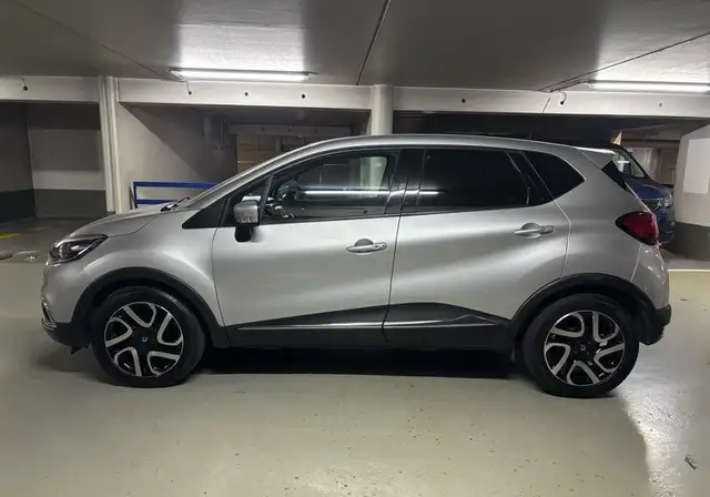 Renault Captur view 4