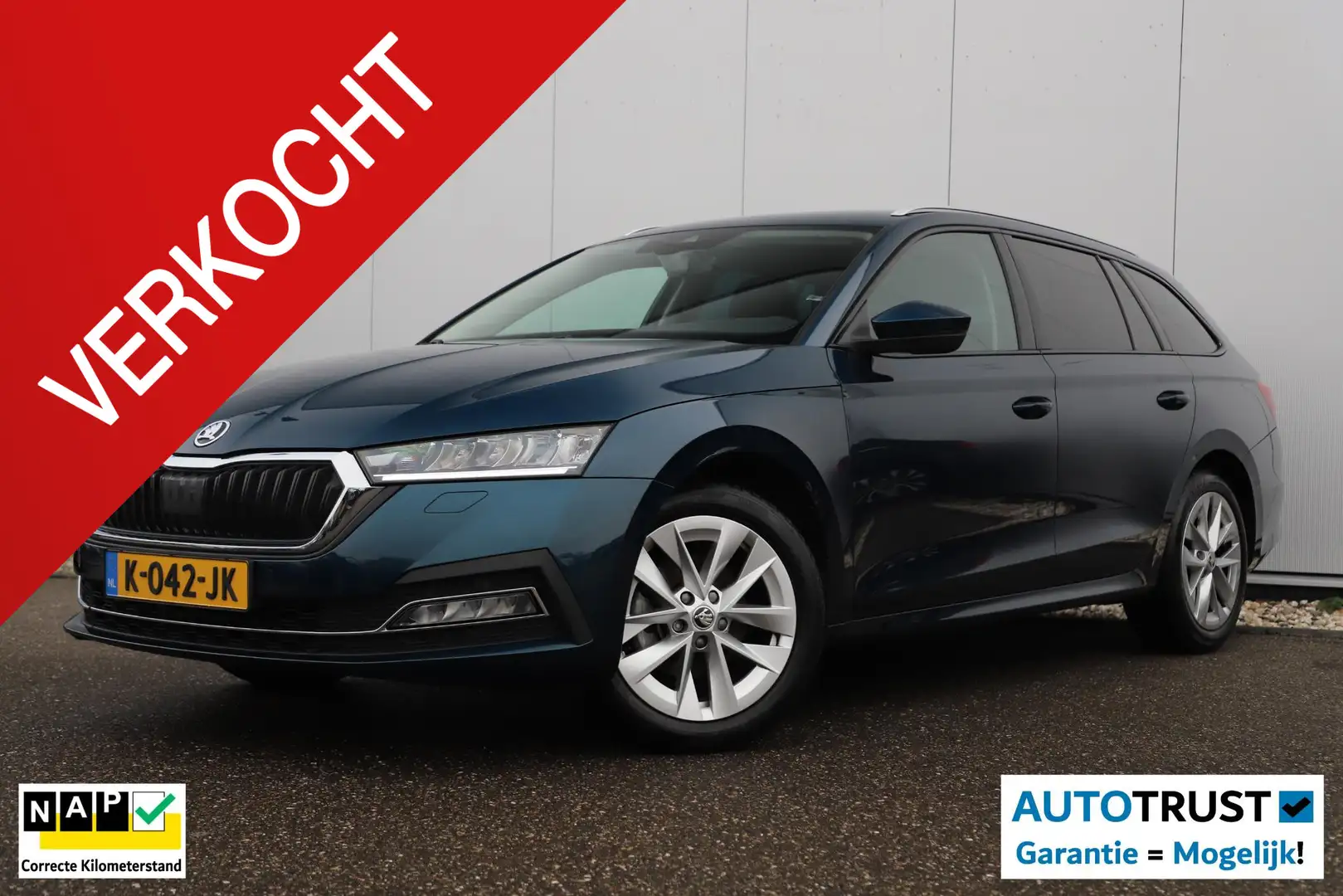 Skoda Octavia Combi 1.0 TSI Business Edition Plus 110PK |NAP| Vi Azul - 1