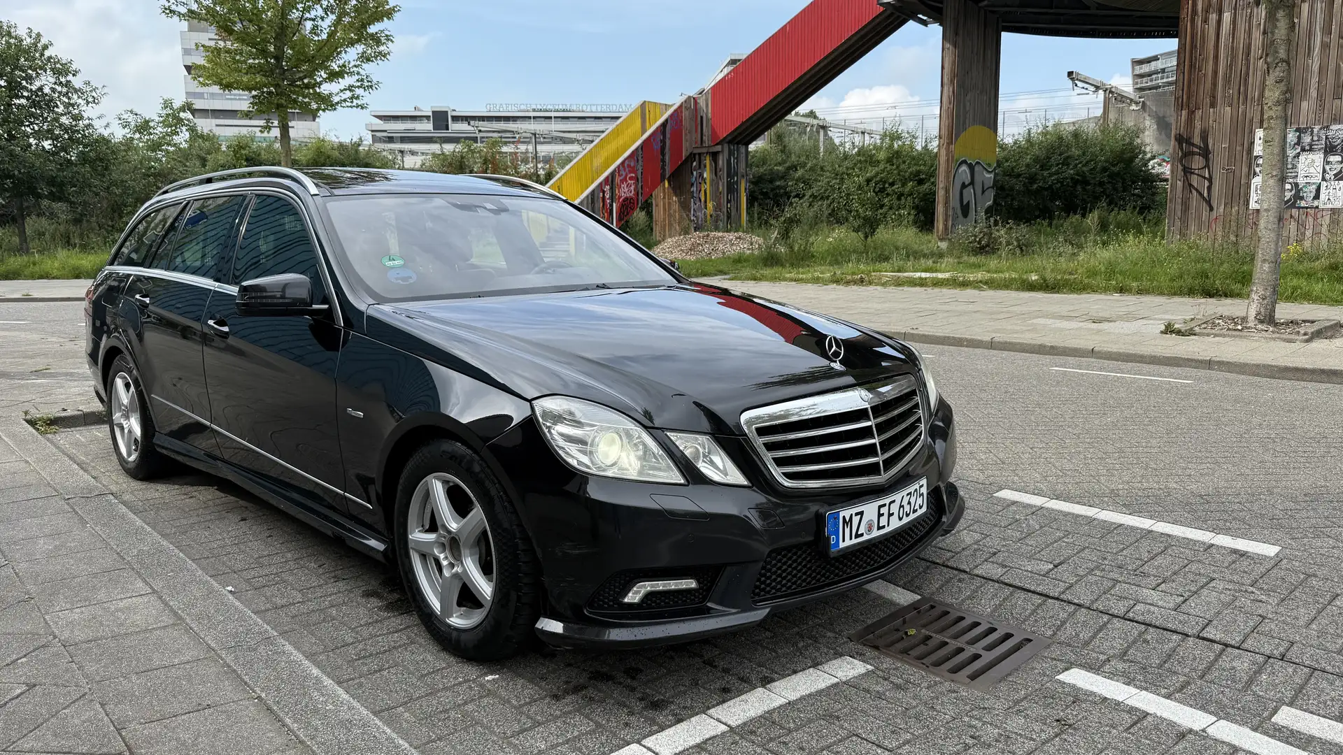 Mercedes-Benz E 350 T CDI DPF BlueEFFICIENCY 7G-TRONIC Avantgarde - 1