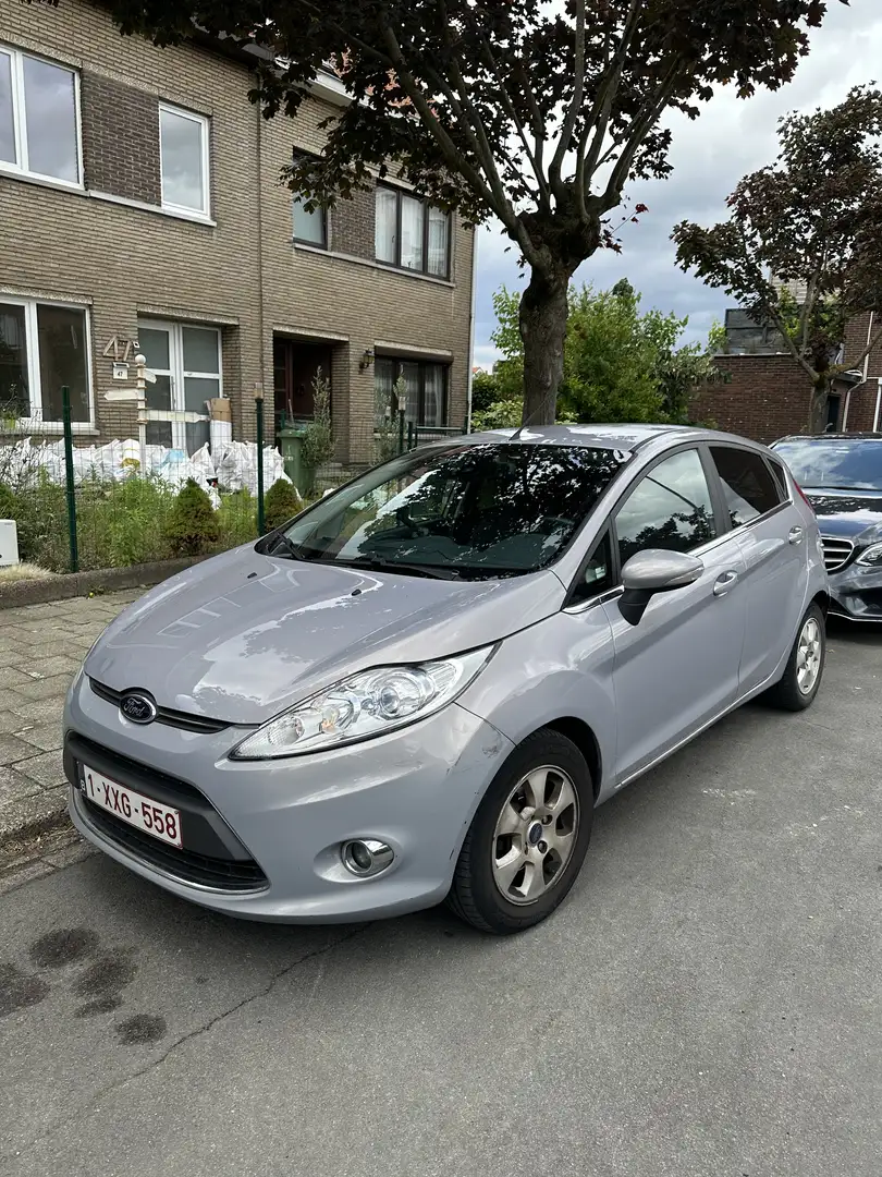Ford Fiesta 1.4 TDCI - 2