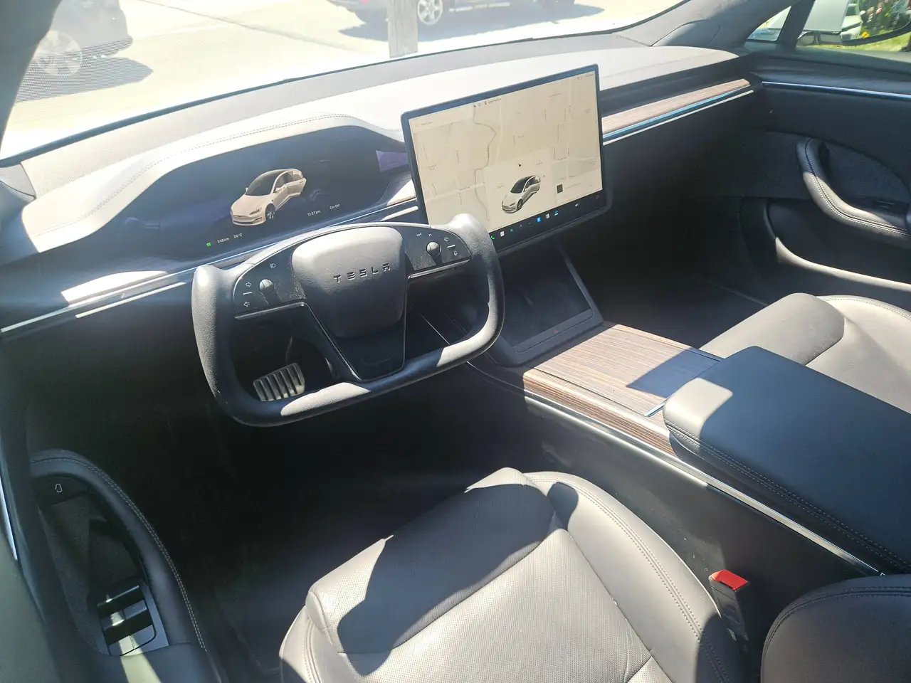 Tesla Model S снимка Tesla Model S
