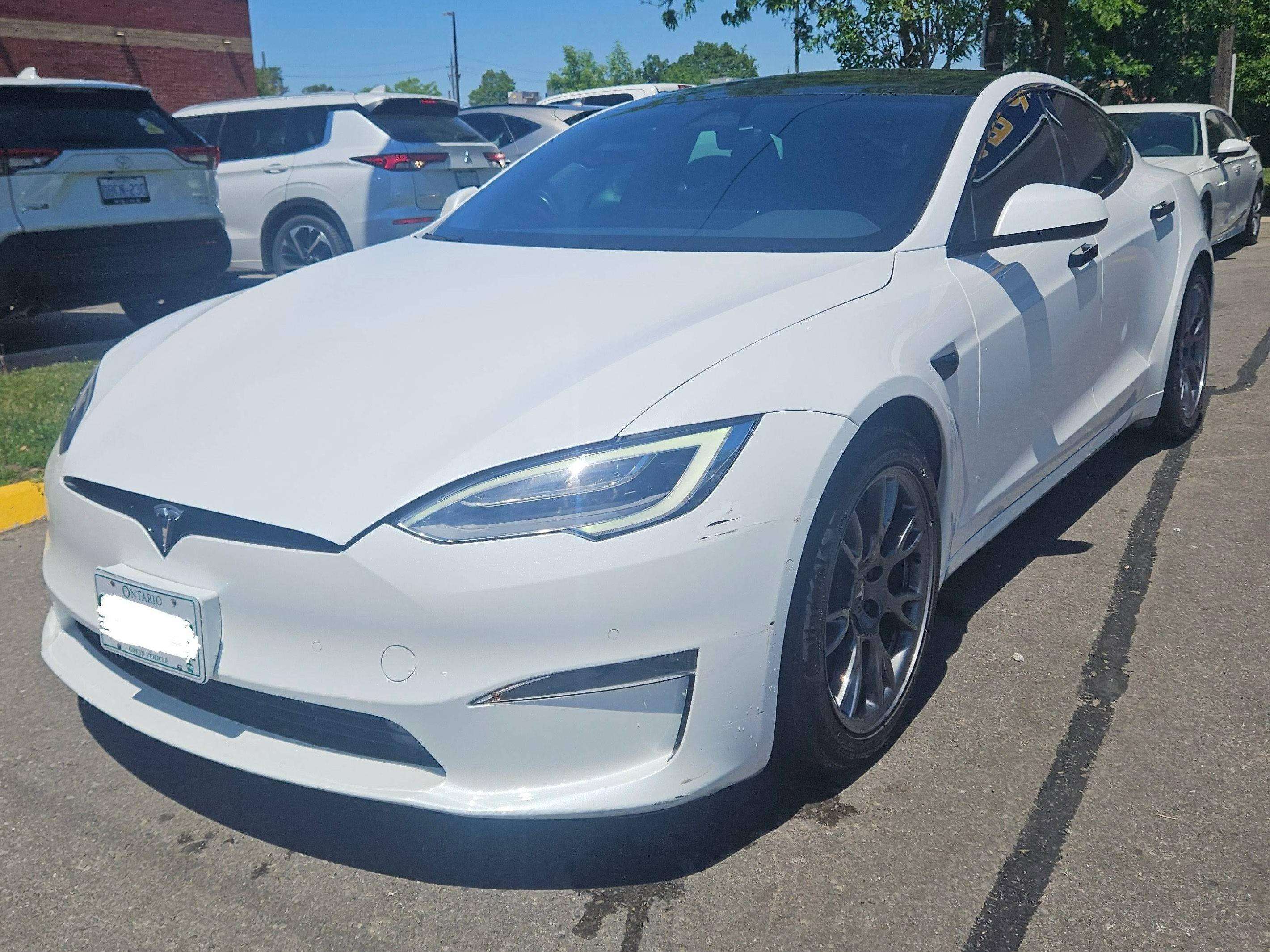 2021 Tesla Model S Long Range alt 2