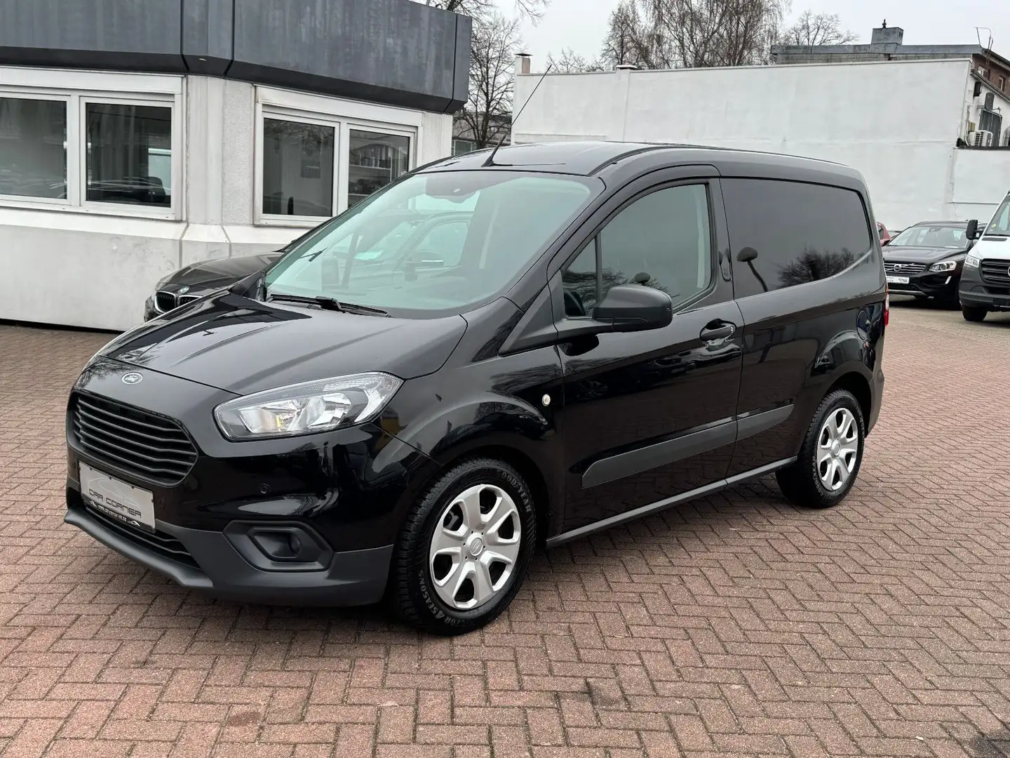 Ford Transit Courier 1.5 TDCI KLIMA BLEUTOOTH PDC V+H Noir - 1