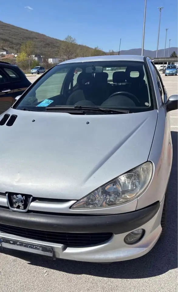 Peugeot