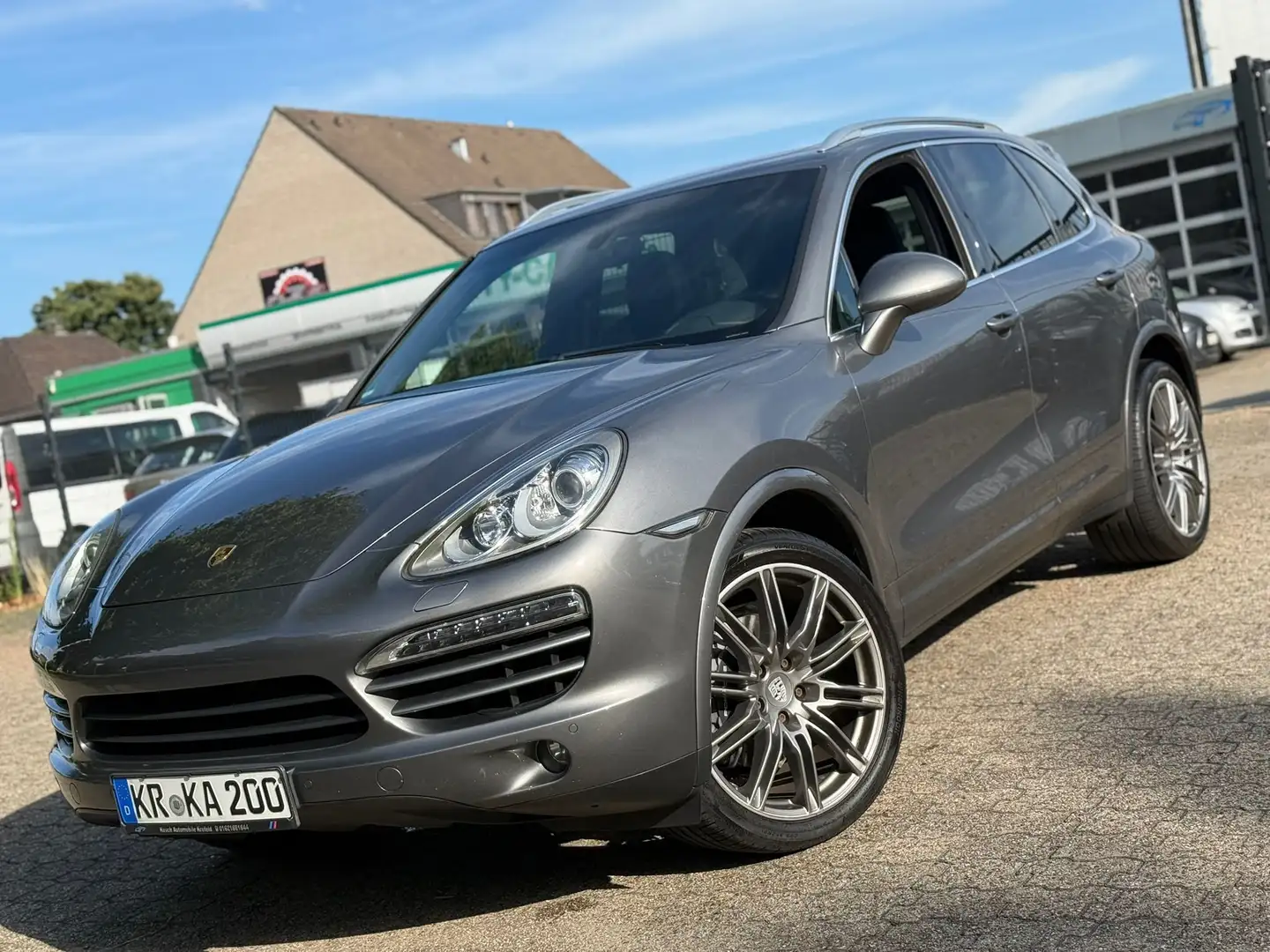 Porsche Cayenne 3.0 TDI 320 Ps Bi-Xenon Leder Navi 22 Zoll Panoram Gri - 1
