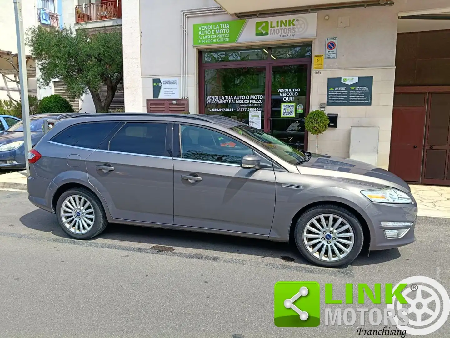 Ford Mondeo 2.0 TDCi 163 CV Powershift Station Wagon Nav Editi Grigio - 1