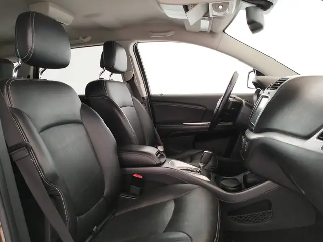 Fiat Freemont view 15