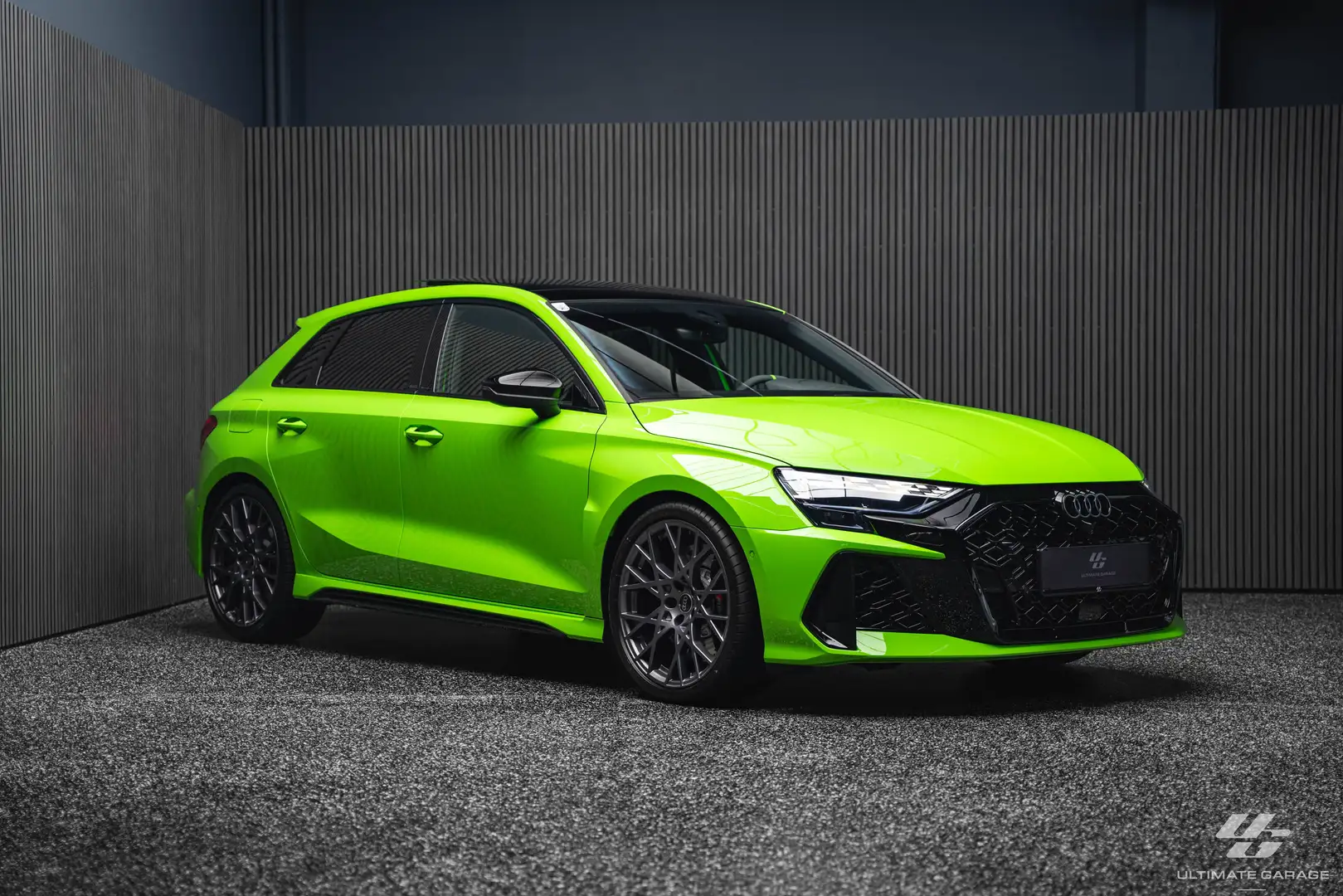 Audi RS3 2.5 TFSI quattro *SCHALENSITZE*MATRIX*KYALAMI GRÜN*TAUSCH*FINANZIERUNG* Grün - 2