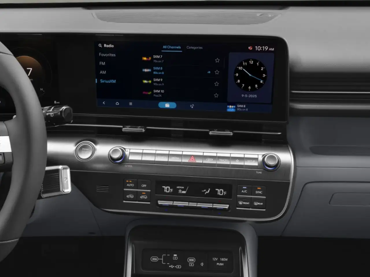 Hyundai KONA photo Hyundai KONA