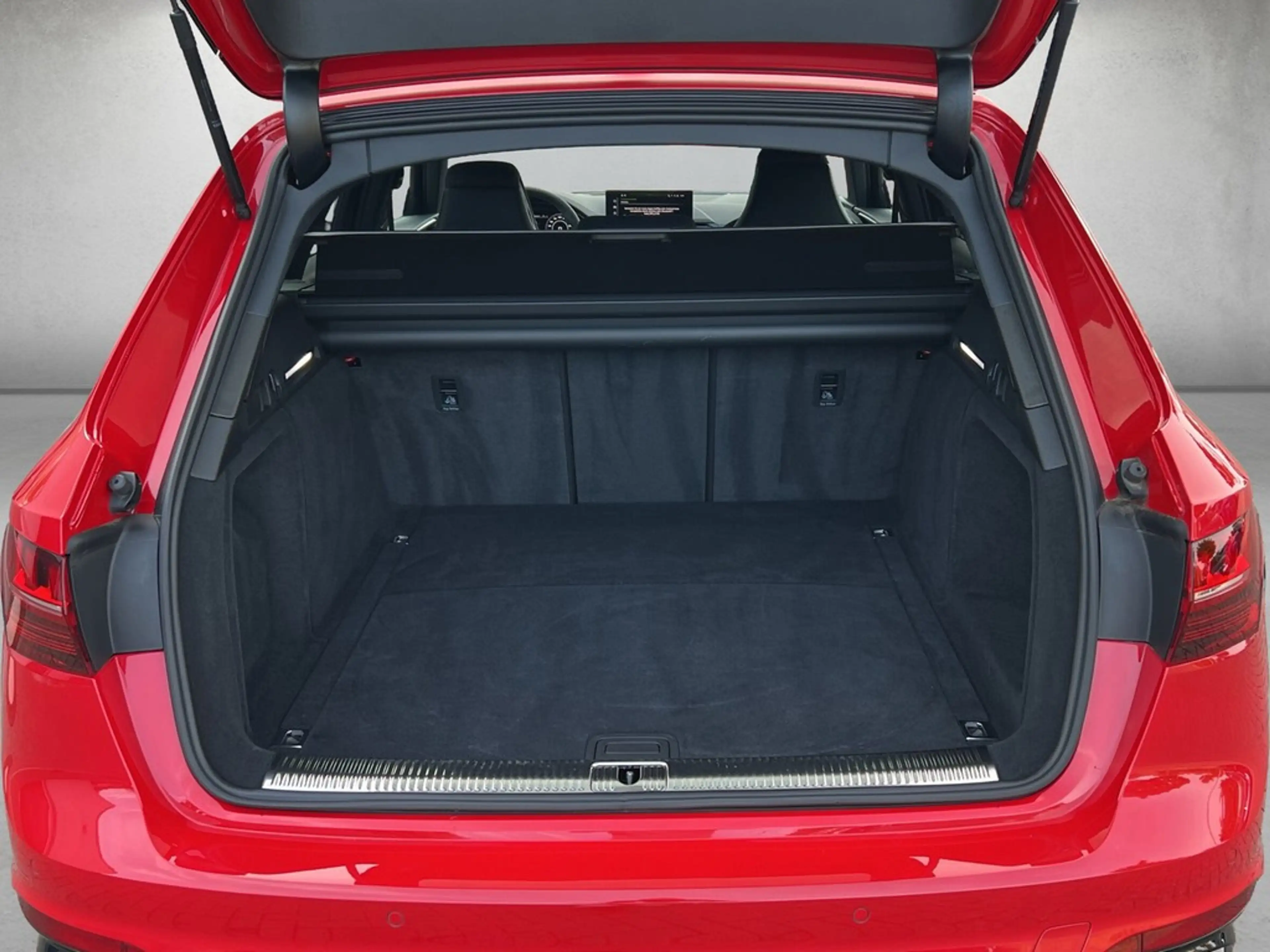 Audi RS4 RS 4 Avant 2.9 TFSI quattro tiptronic *Matrix* — photo 5