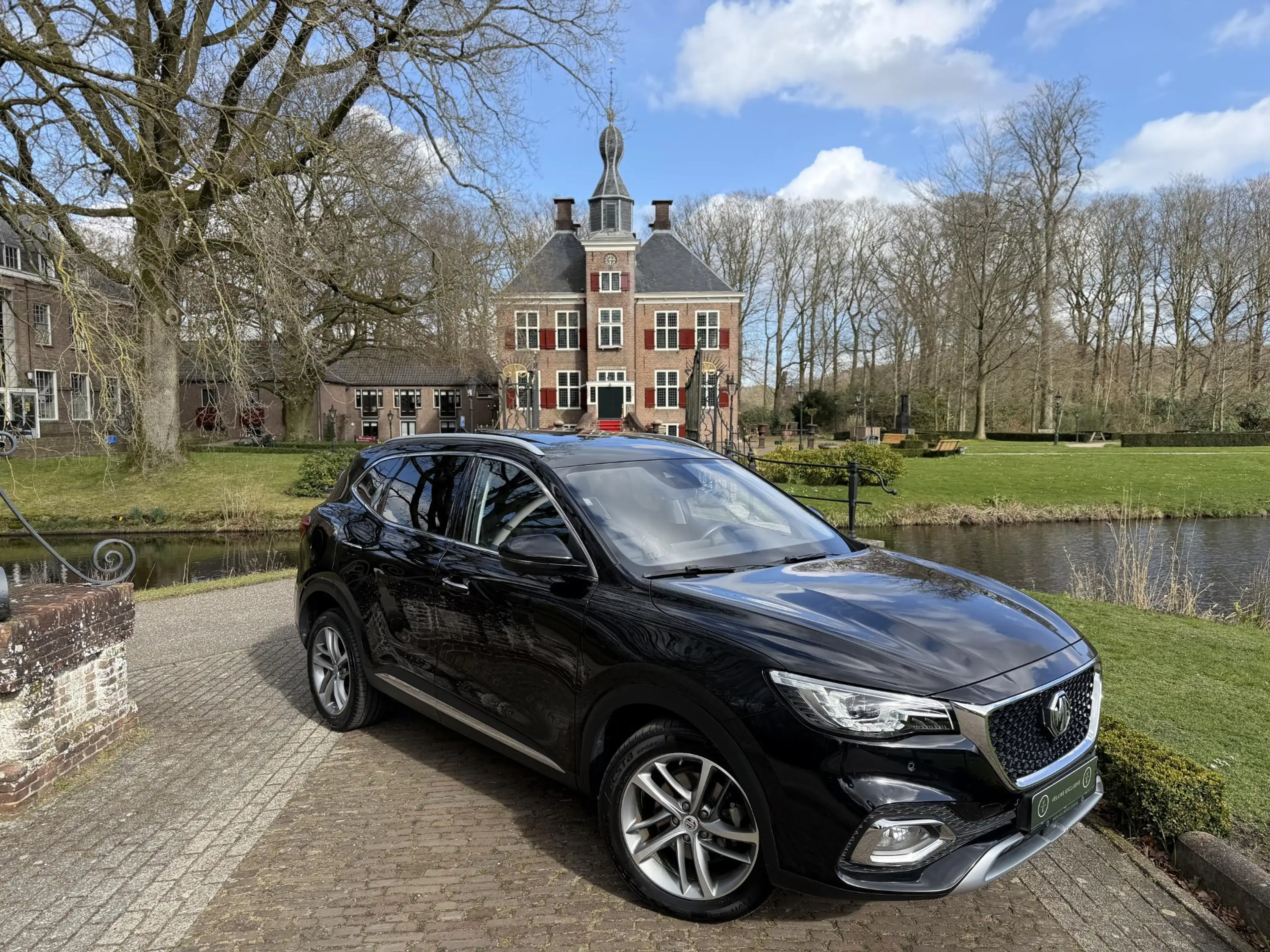 MG EHS 1.5 TGDI Luxury PHEV | Pano | Leder | 360 Camera | — photo 4