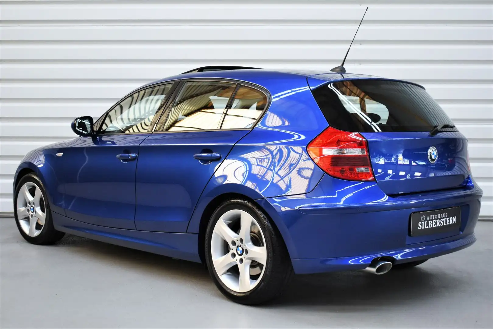 BMW 120 d+Automatik+Navi+M-Sport+MONTEGOBLAU Blau - 2
