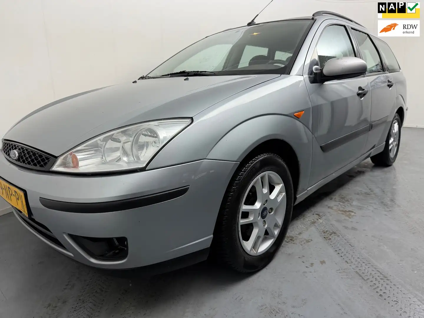 Ford Focus Wagon 1.6-16V Collection # Airco # Trekhaak # Apk Grau - 1