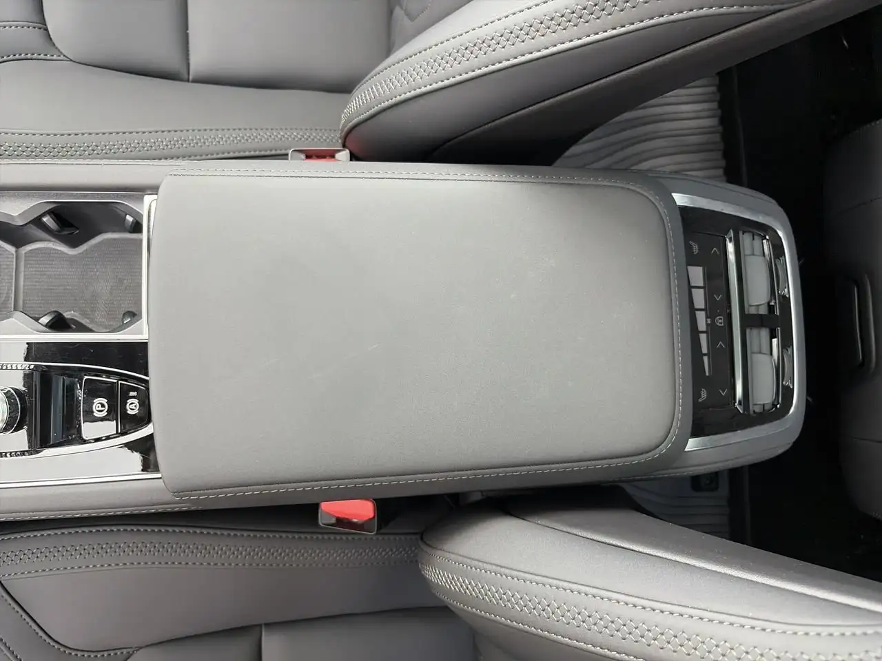 Volvo XC90 снимка Volvo XC90