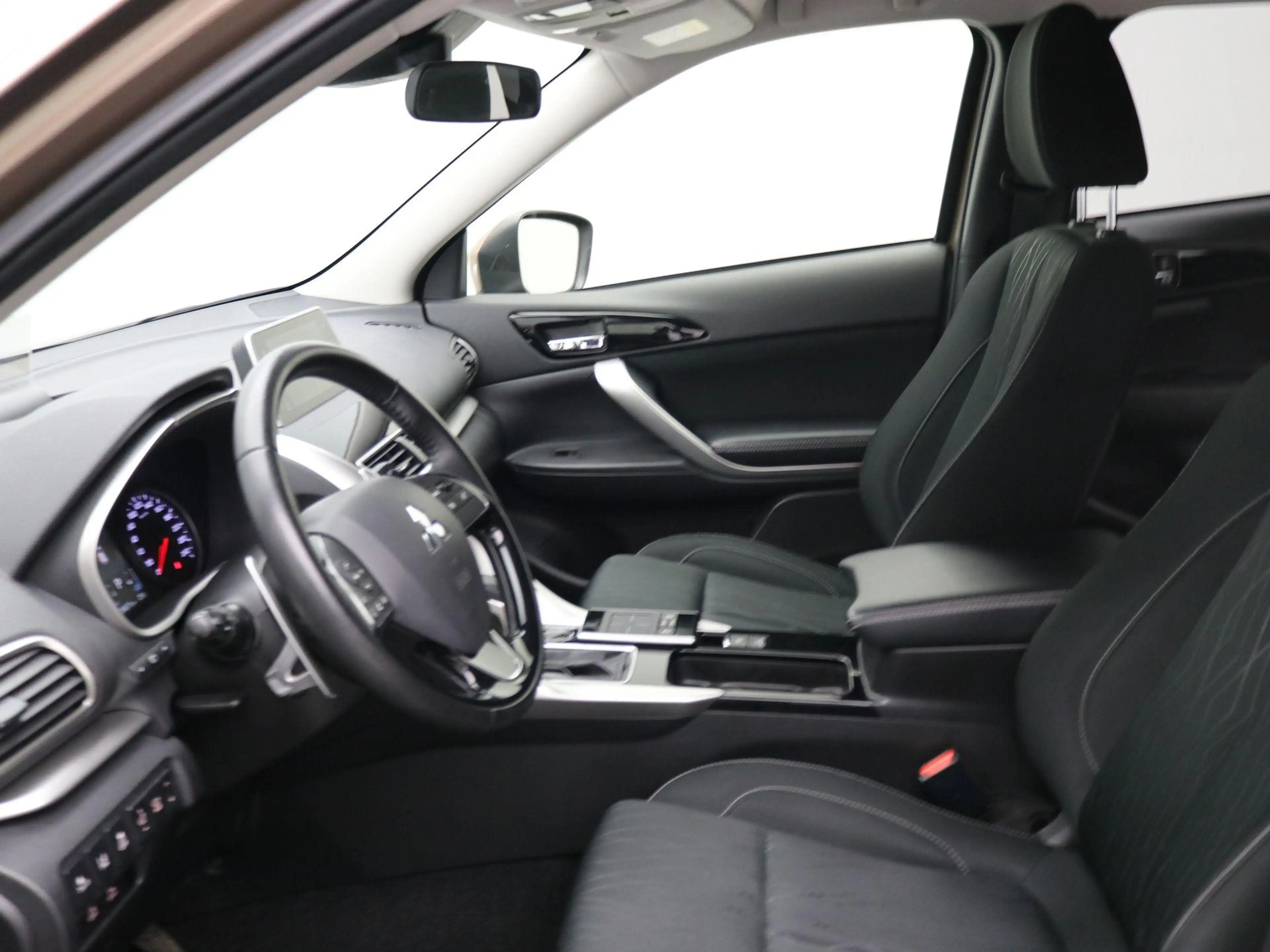 Mitsubishi Eclipse Cross 1.5 DI-T First Edition / Automaat / 360 Camera / H — photo 4
