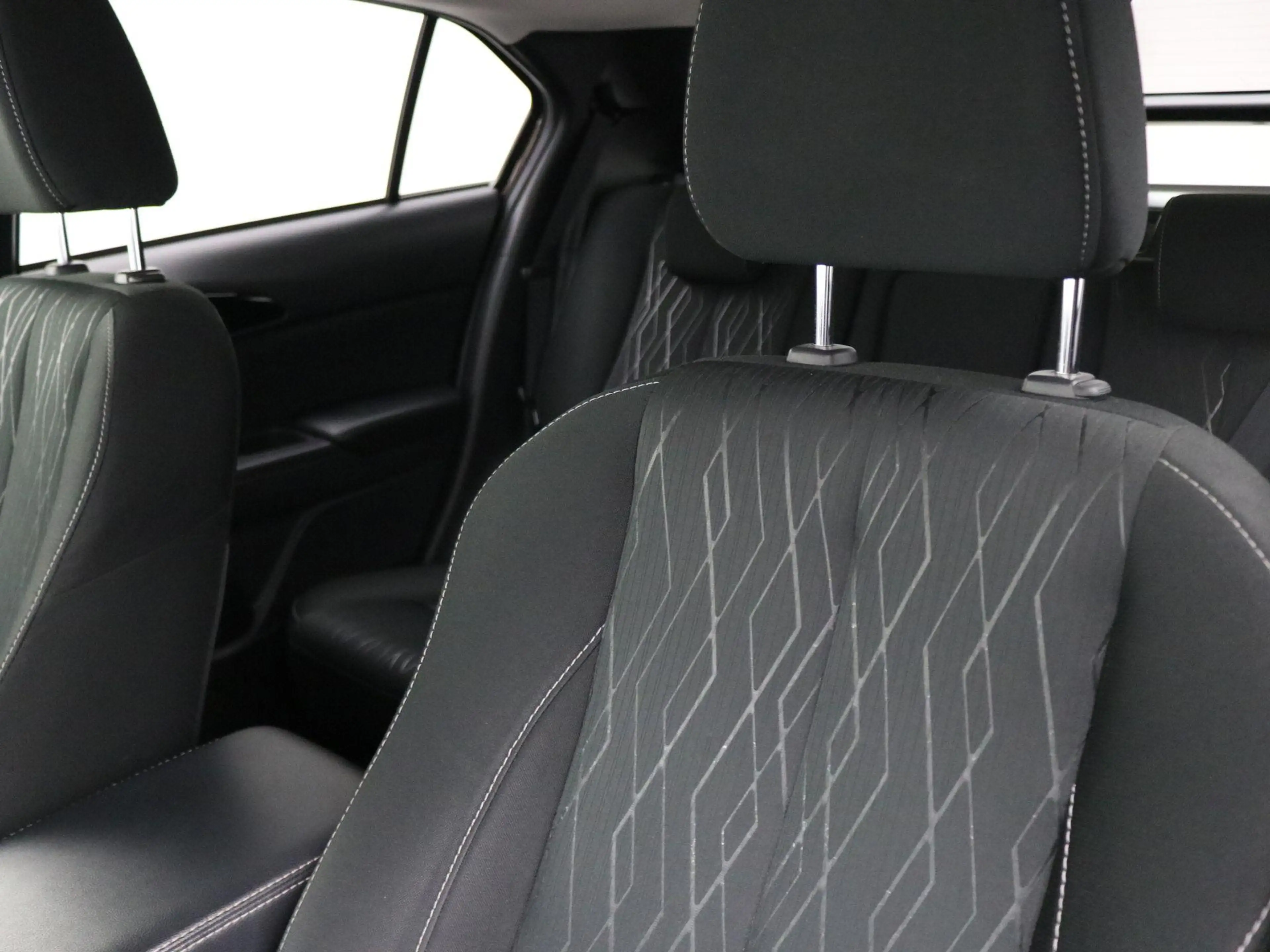Mitsubishi Eclipse Cross 1.5 DI-T First Edition / Automaat / 360 Camera / H — photo 15