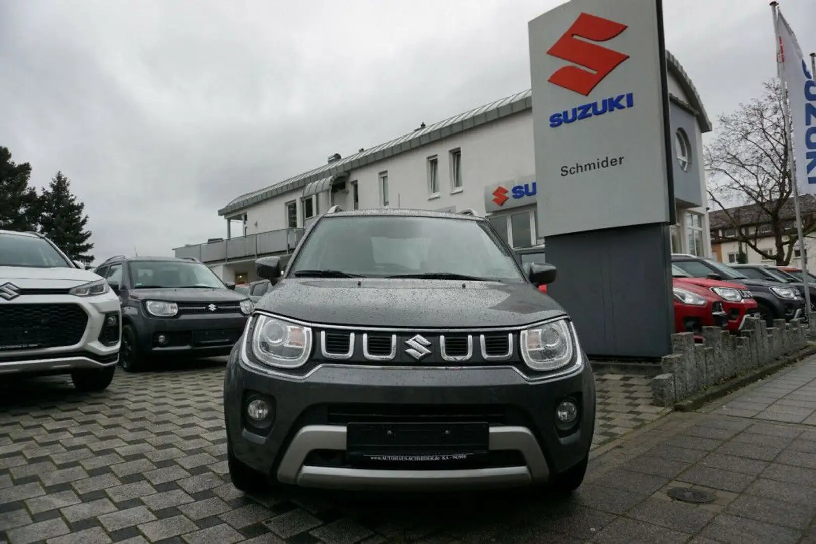 Suzuki Ignis 1.2 Hybrid Comfort/NAVISOFORT VERFÜGBAR Grau - 2
