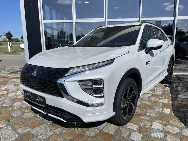Imagine Mitsubishi Eclipse Cross 2.4 MIVEC SELECT  2.4 MIVEC PHEV E