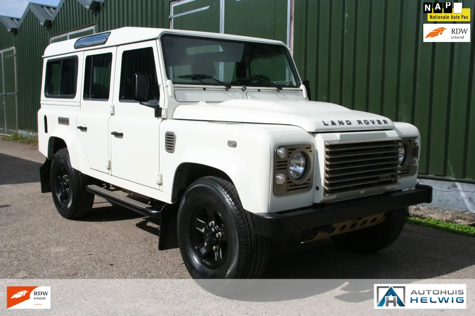 Land Rover Defender 2.4 TD SW 110" XTech PIET BOON EDITION NR 20 Blanc - 1