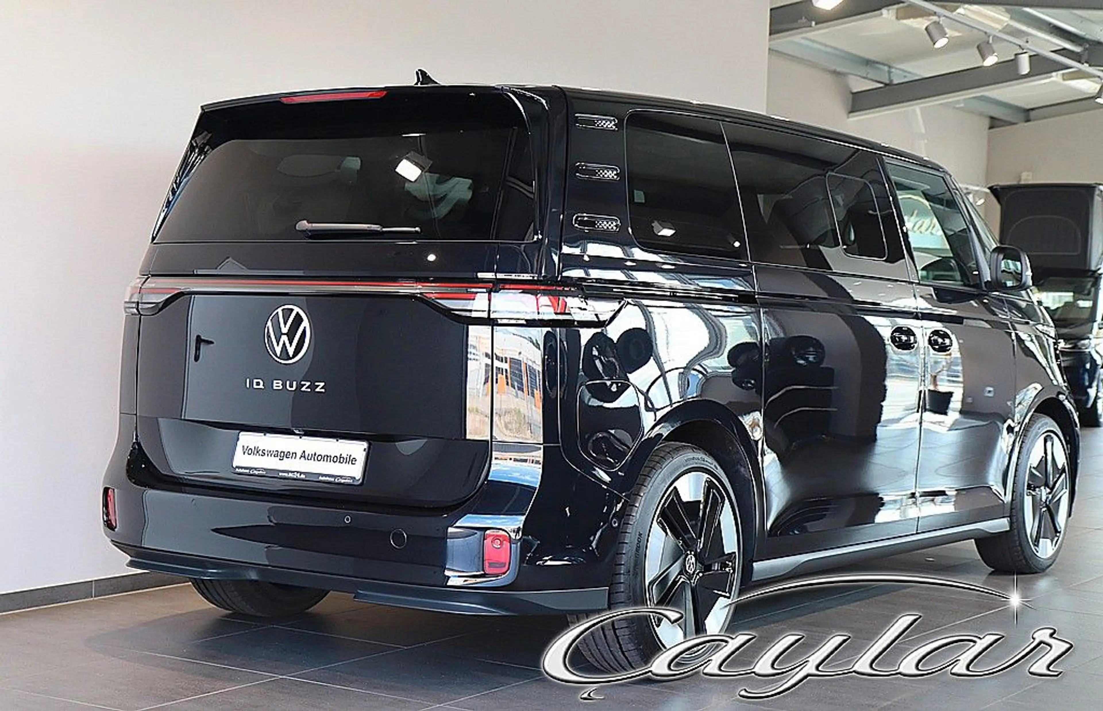 Volkswagen ID. Buzz ID BUZZ PRO LWB PREMIUM PANO 6 SITZE MASSAGE 21" — photo 6