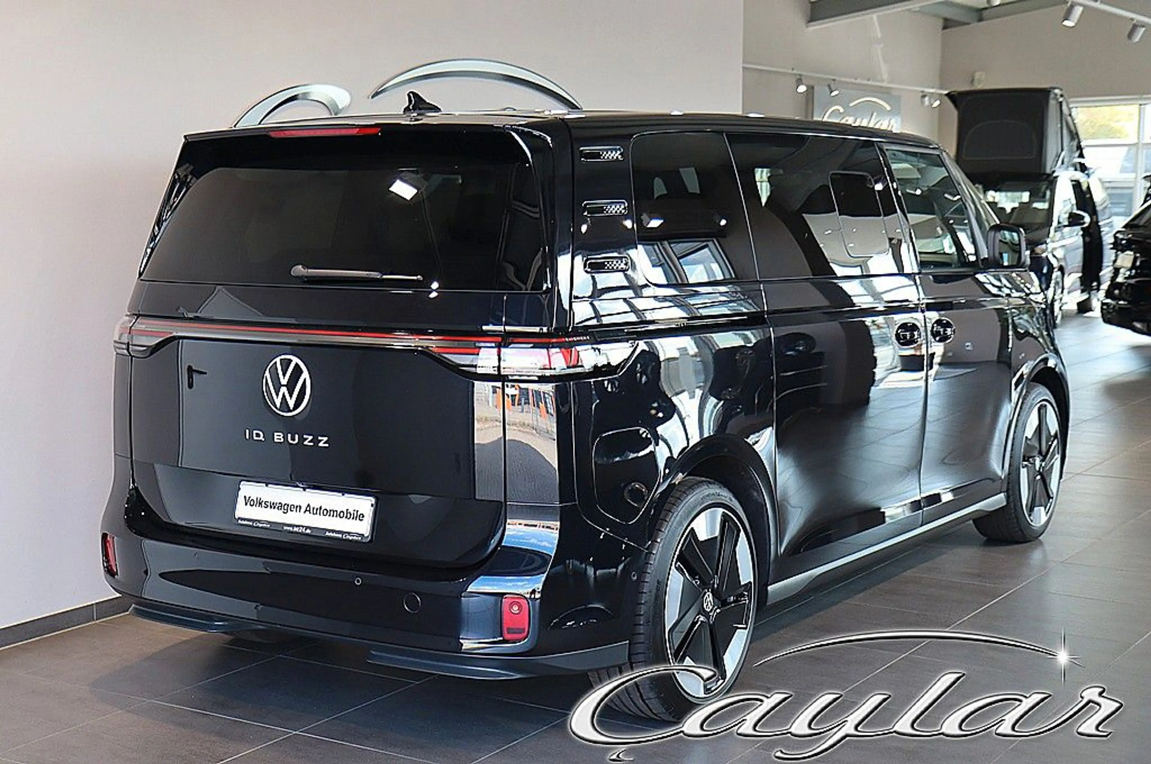 Volkswagen ID. Buzz ID BUZZ PRO LWB PREMIUM PANO 6 SITZE MASSAGE 21" — photo 4