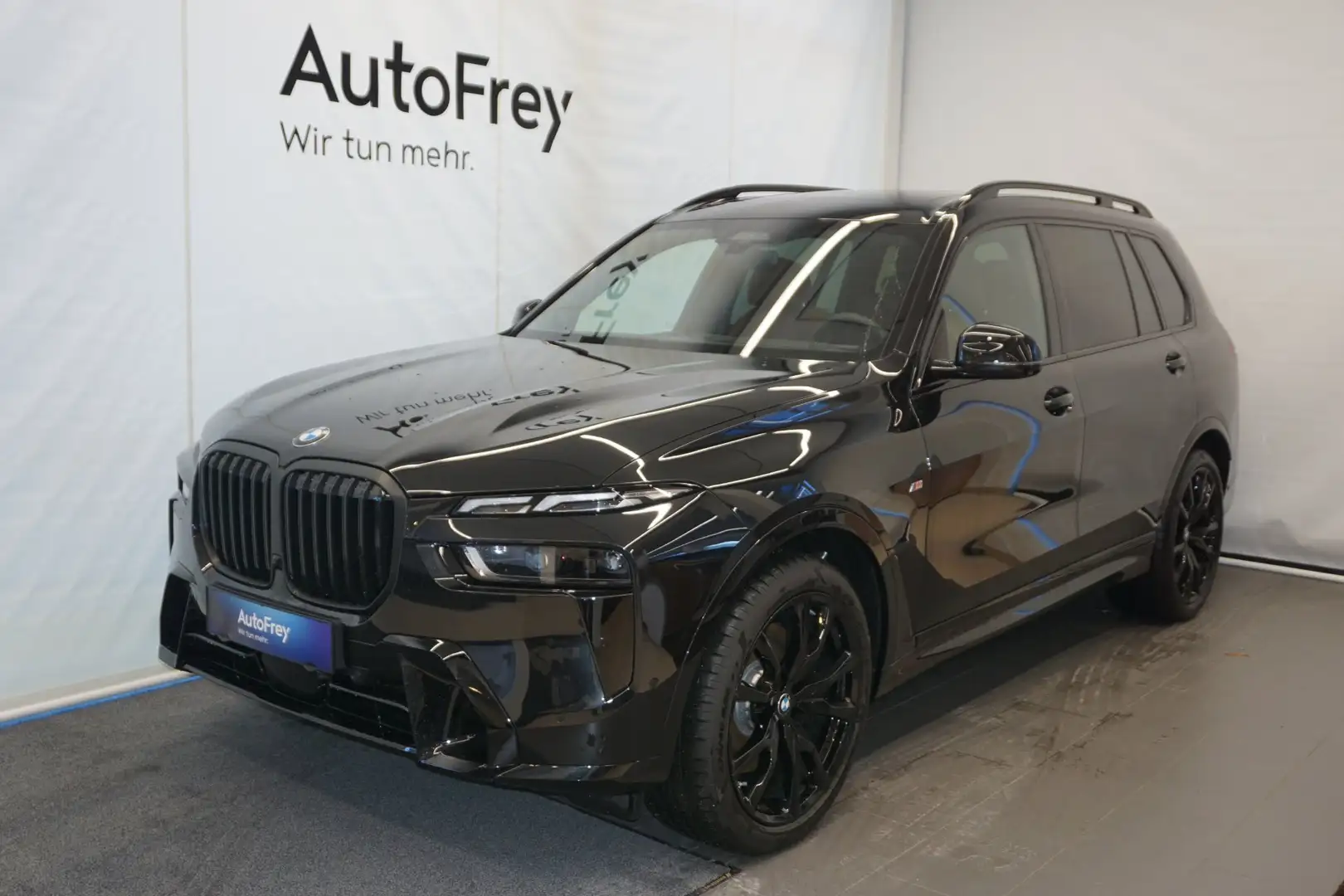 BMW X7 xDrive40d 48V Schwarz - 1