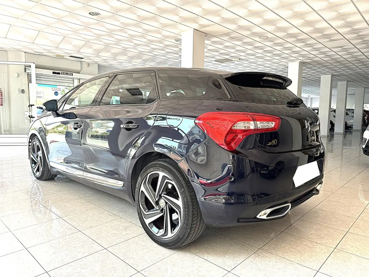 DS Automobiles DS 5 2.0BlueHDi S&S Sport EAT6 180 Azul - 2