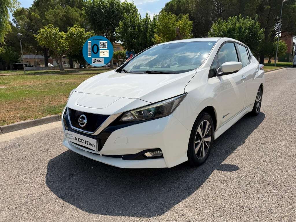 Nissan Leaf 40 kWh N-Connecta - foto 1