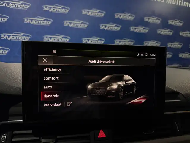 Audi A5 view 13