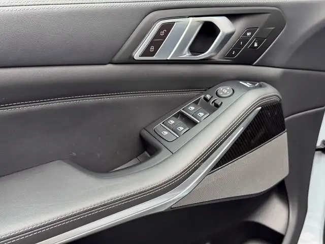 BMW X5 xDrive30d M-Sportpaket Pro Ansicht 12