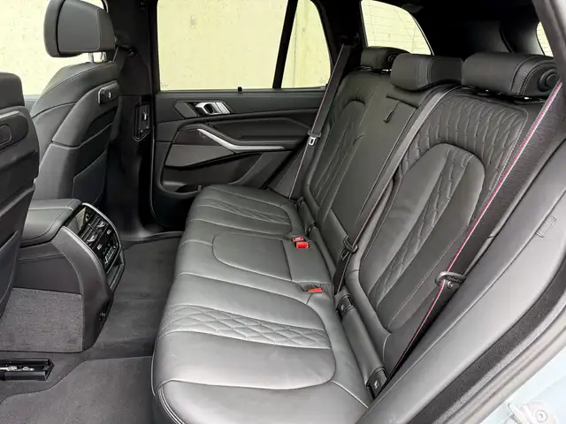 BMW X5 xDrive30d M-Sportpaket Pro Ansicht 18