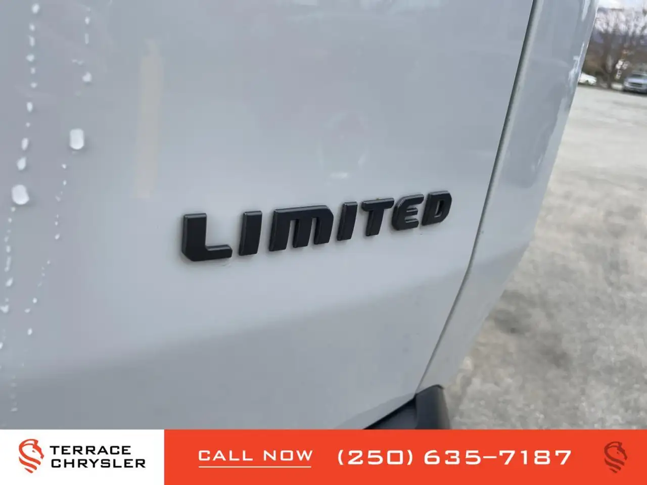 Jeep Cherokee снимка Jeep Cherokee