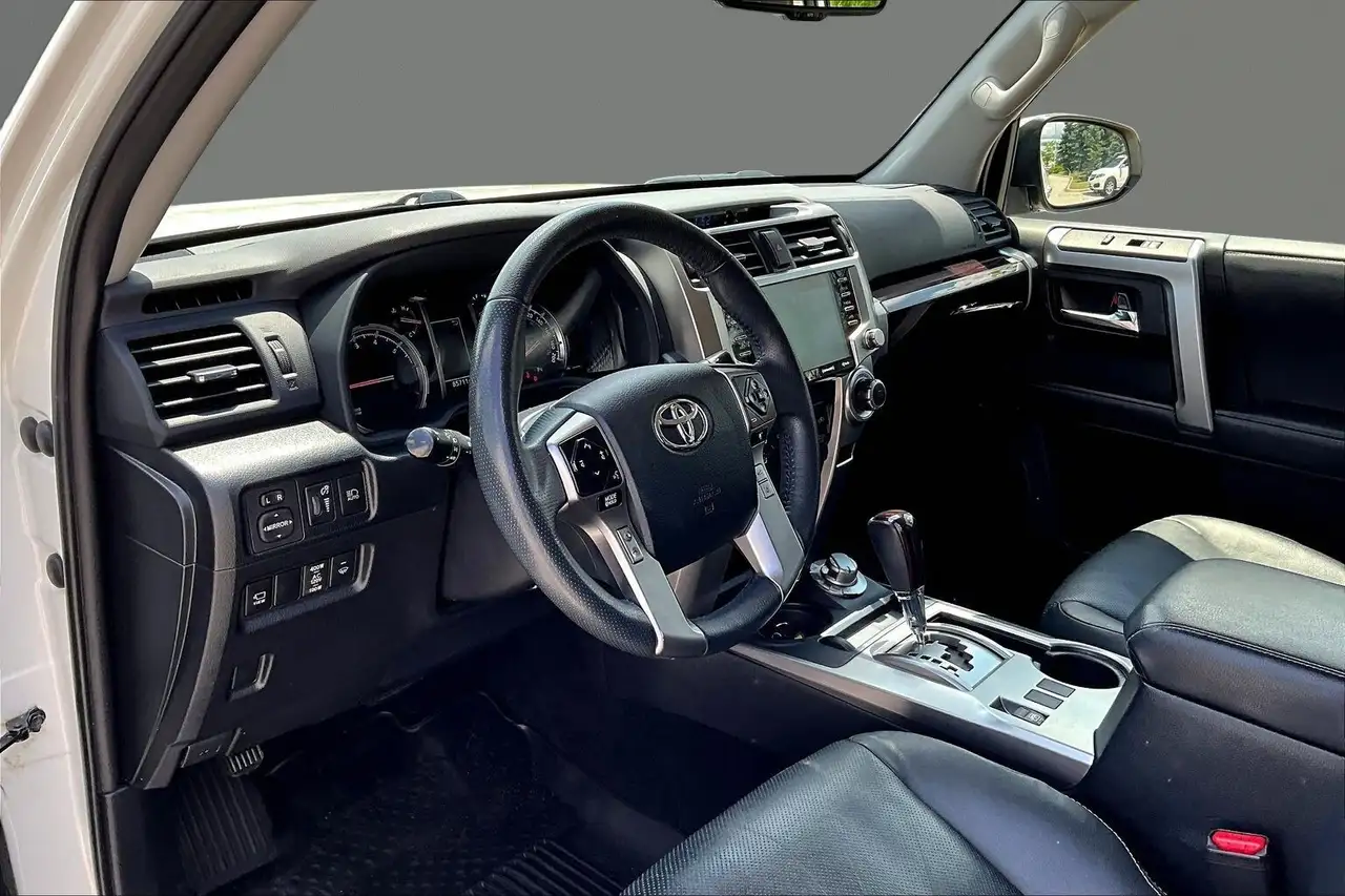 Toyota 4-Runner photo Toyota 4-Runner
