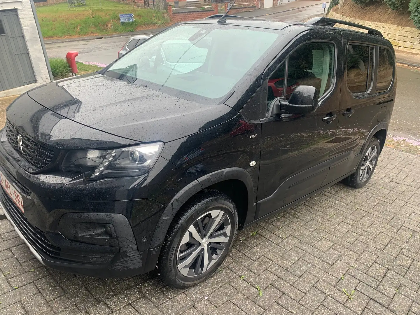 Peugeot Rifter Rifter 1.2 PureTech Standard GT AGC 7pl S Zwart - 1