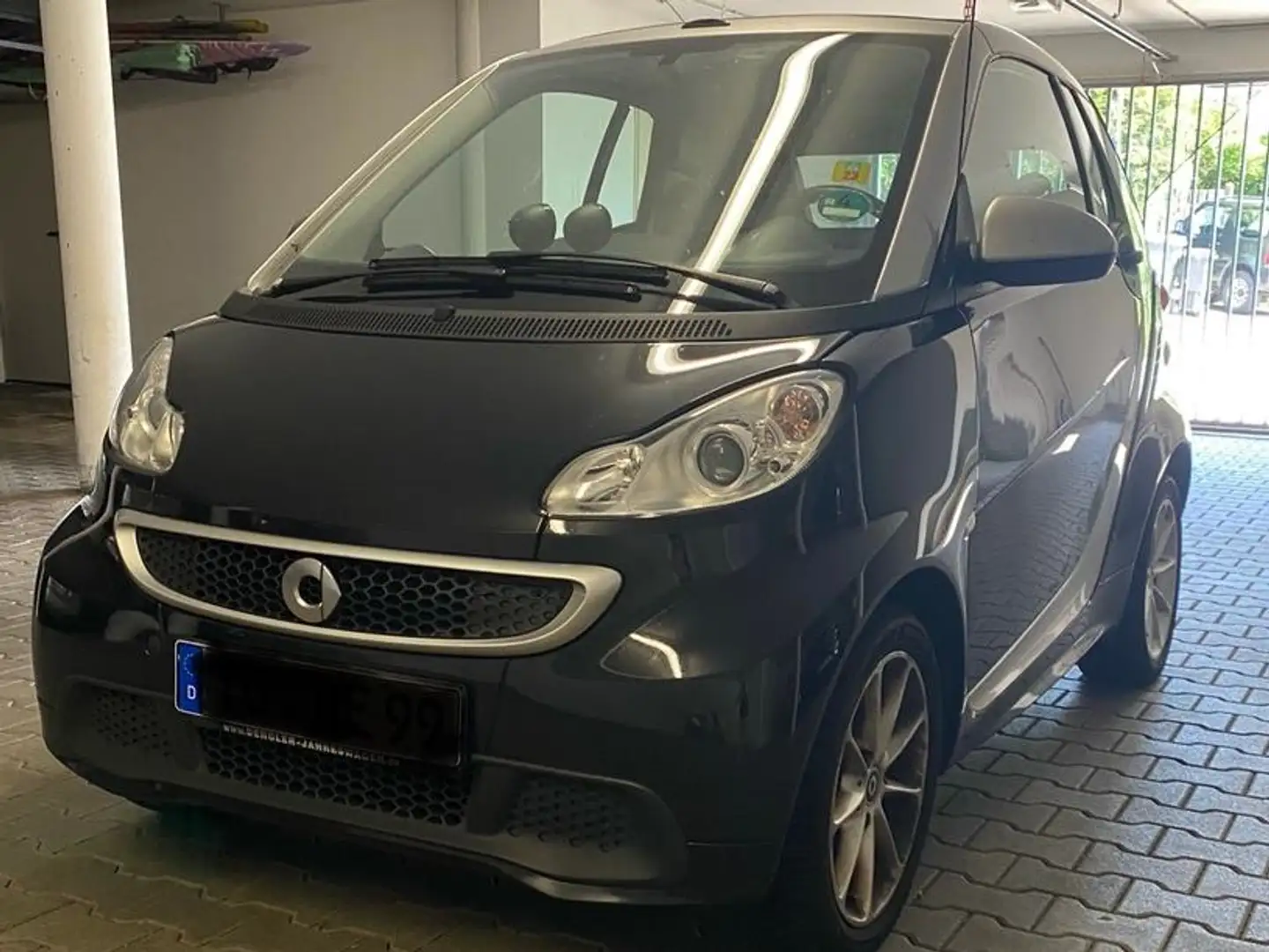 smart forTwo smart fortwo cabrio softouch passion mhd Schwarz - 1
