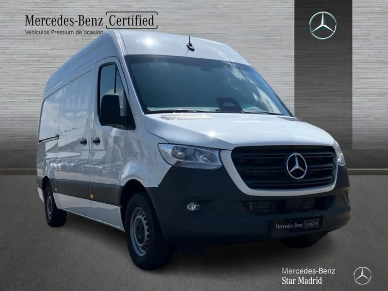 Mercedes-Benz Model not specified 2026