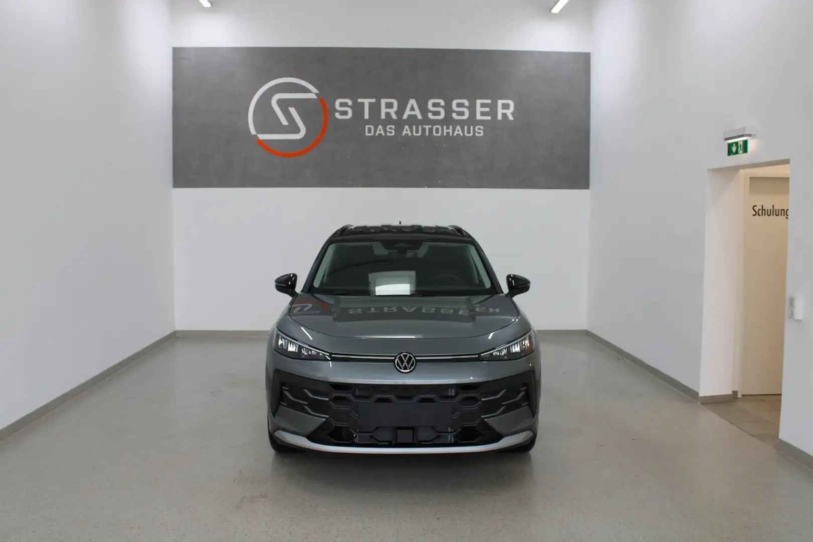 Volkswagen T-Roc Life eTSI DSG Grau - 2