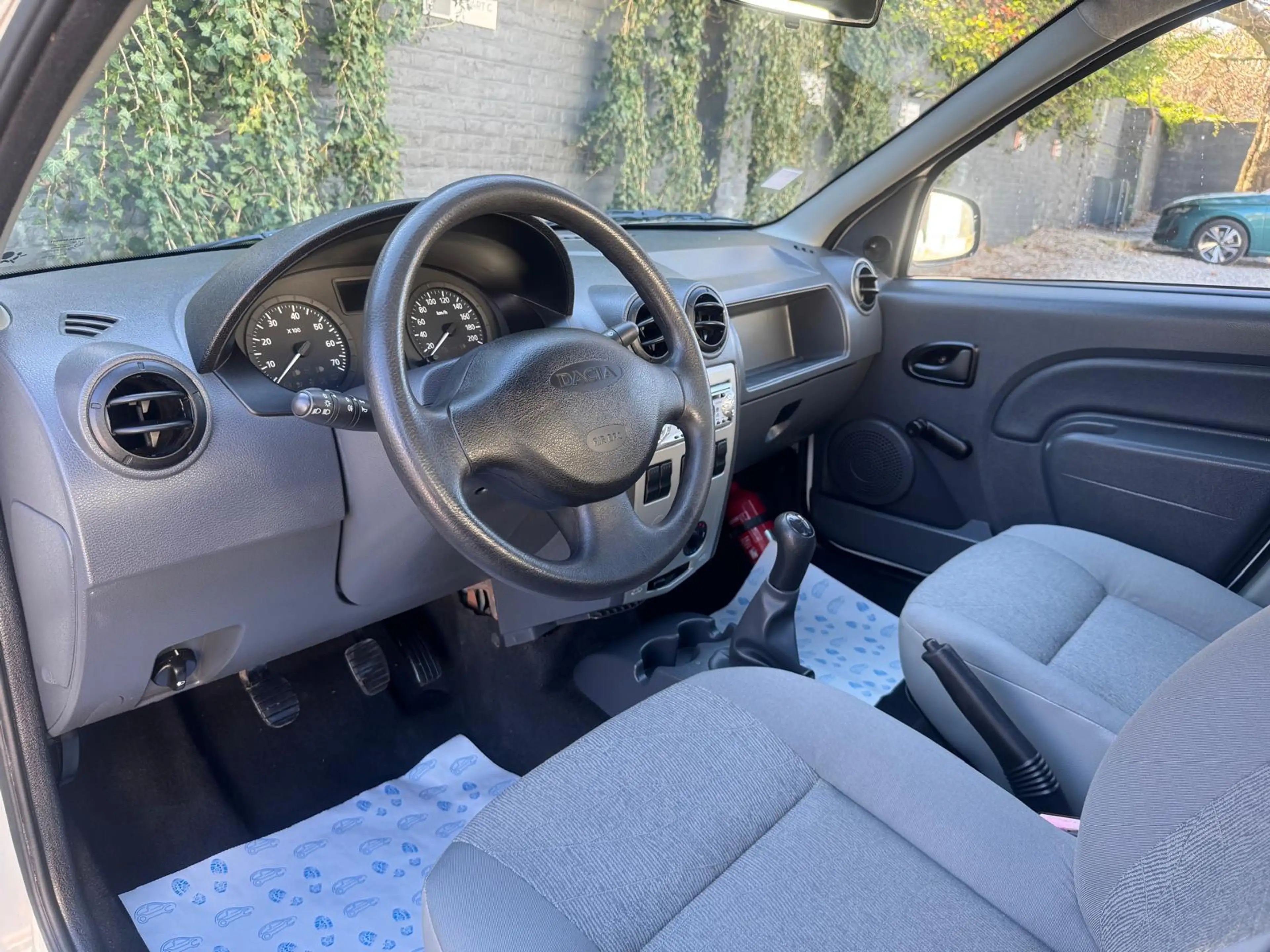 Dacia Logan 1.6i Ambiance*PICKUP*PRETE A IMMATRICULER*PARFAIT ETAT — photo 9