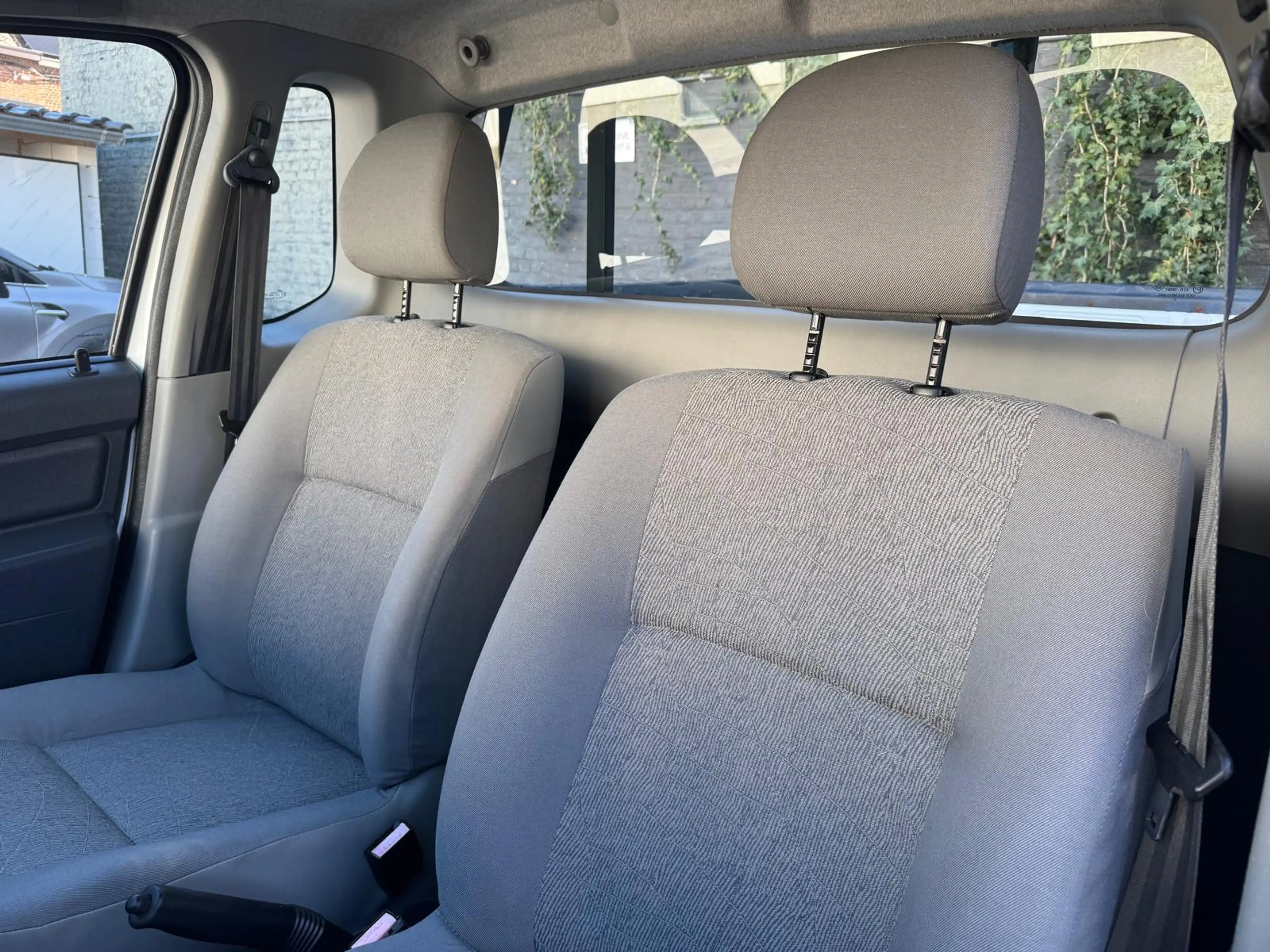 Dacia Logan 1.6i Ambiance*PICKUP*PRETE A IMMATRICULER*PARFAIT ETAT — photo 12