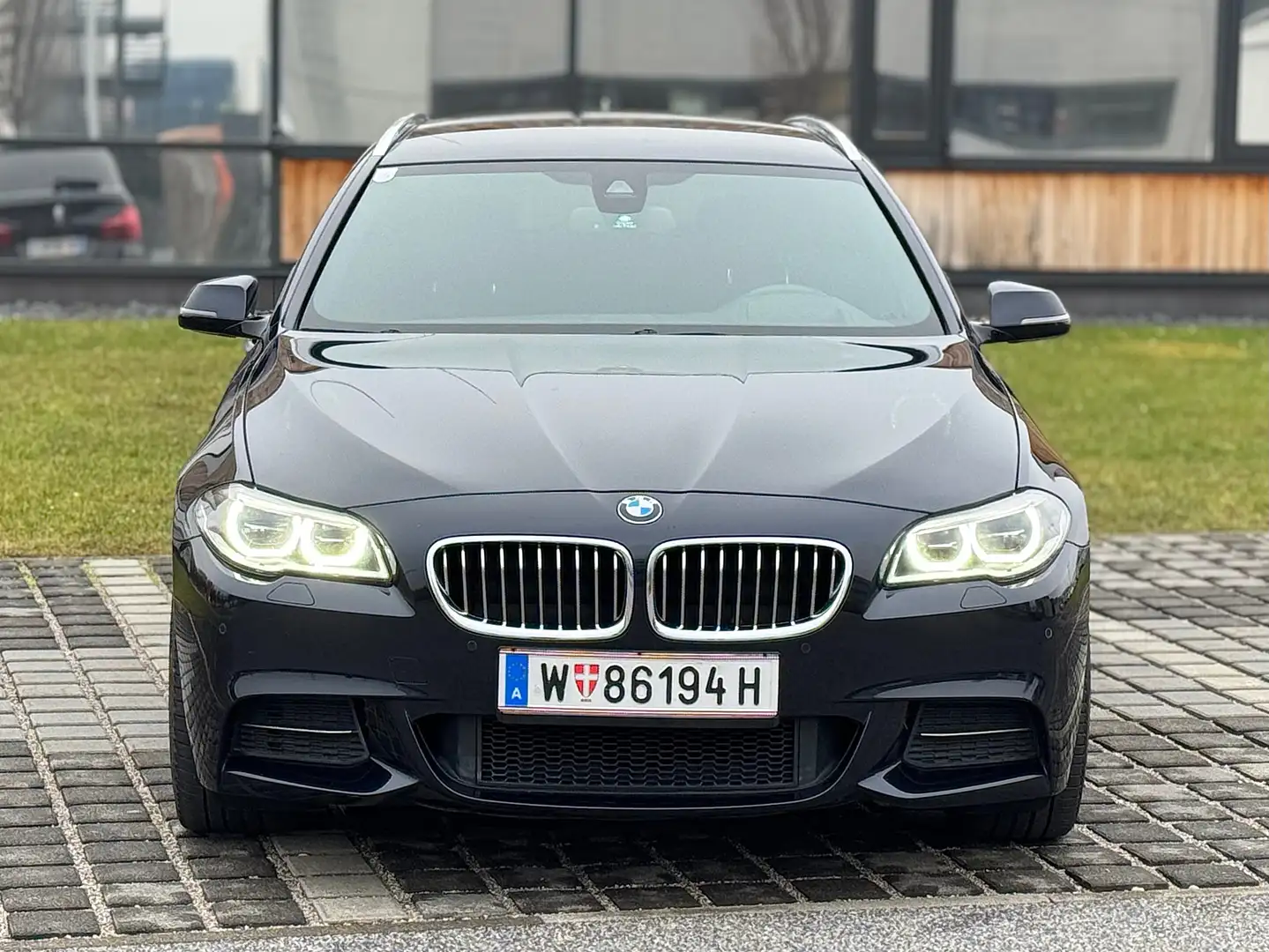 BMW 525 d xDrive F11 *M-PAKET, ASSIST, KAMERA, LED, HUD* Schwarz - 2
