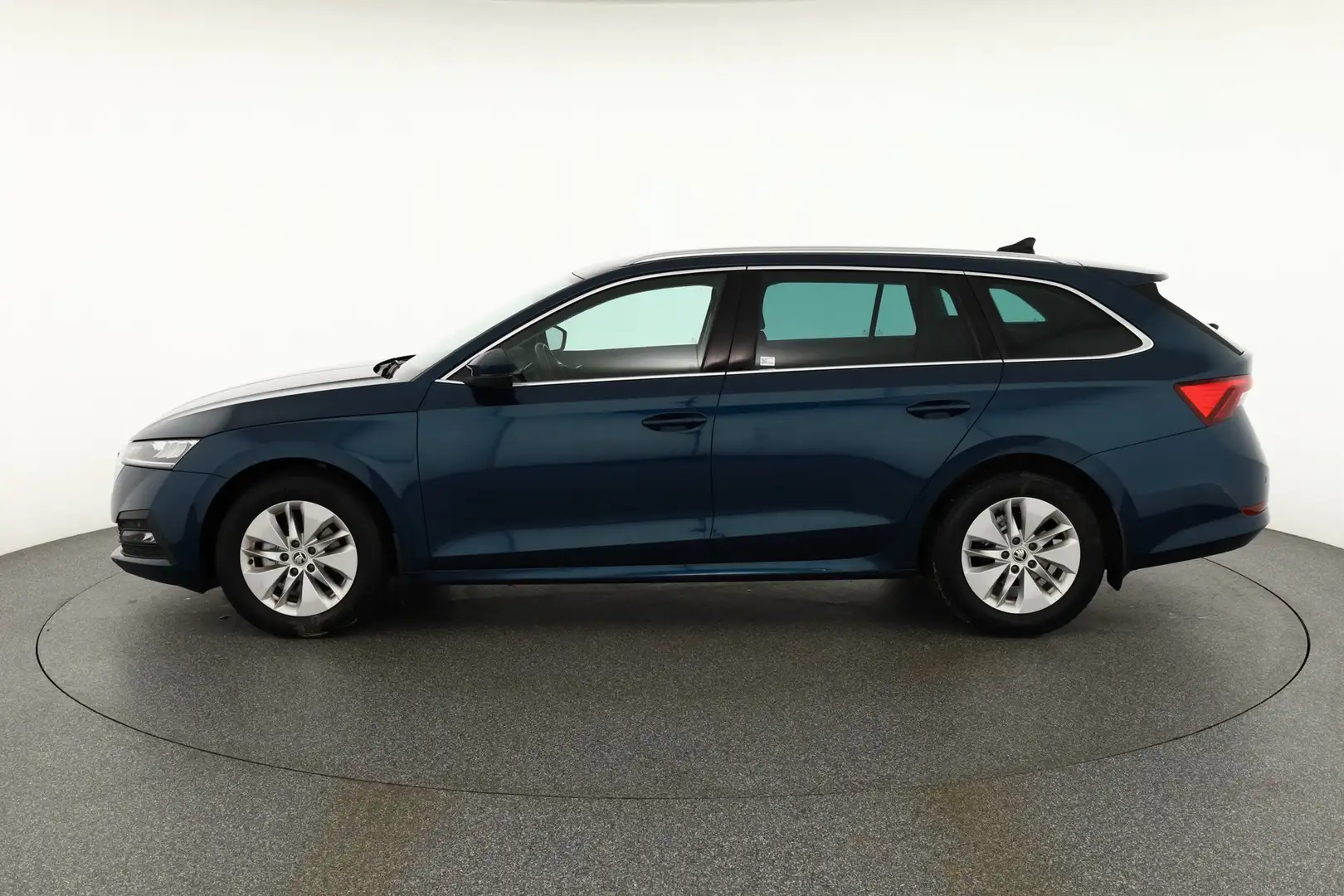 Skoda Octavia Combi 1.0 TSI DSG LED Sitzheizung Tempomat Blau - 2