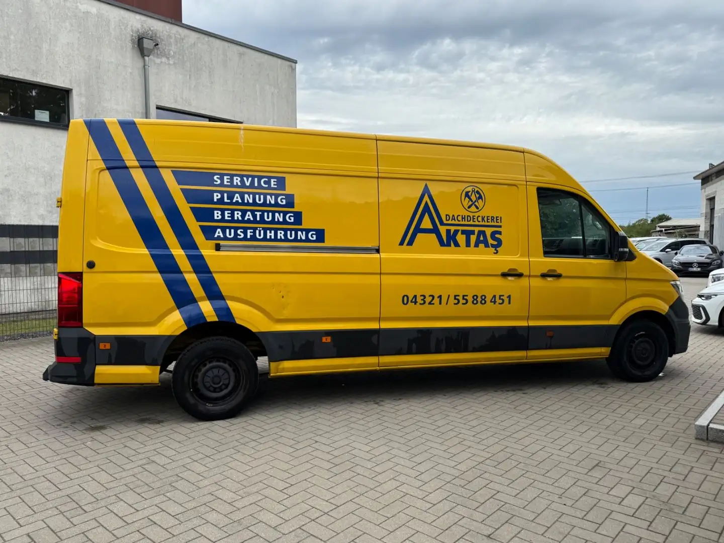 Volkswagen Crafter Kasten 35 lang Hochdach FWD°KAM°NAVI°AHK Gelb - 2