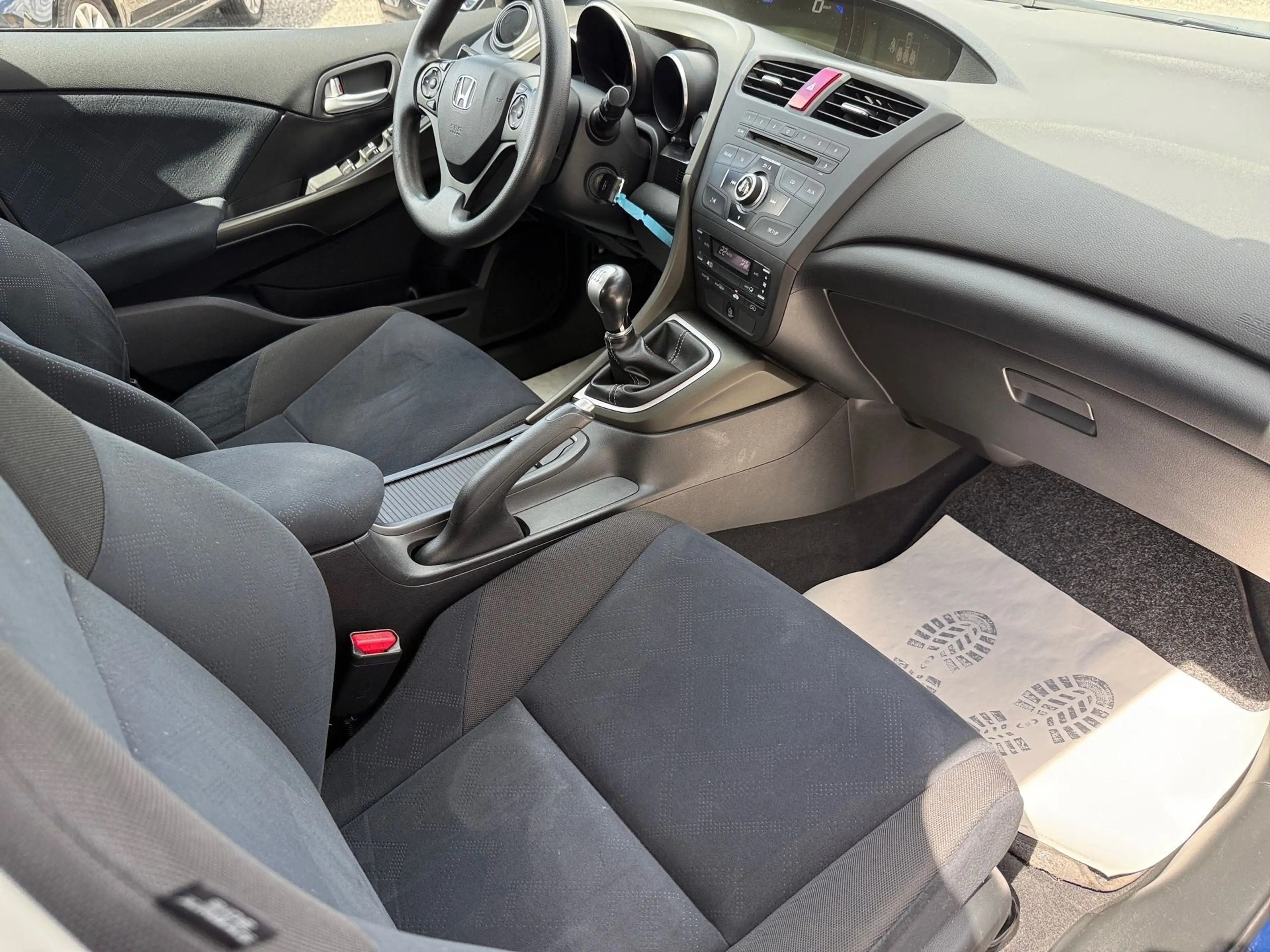 Honda Civic Comfort 1,6 i-DTEC — photo 13