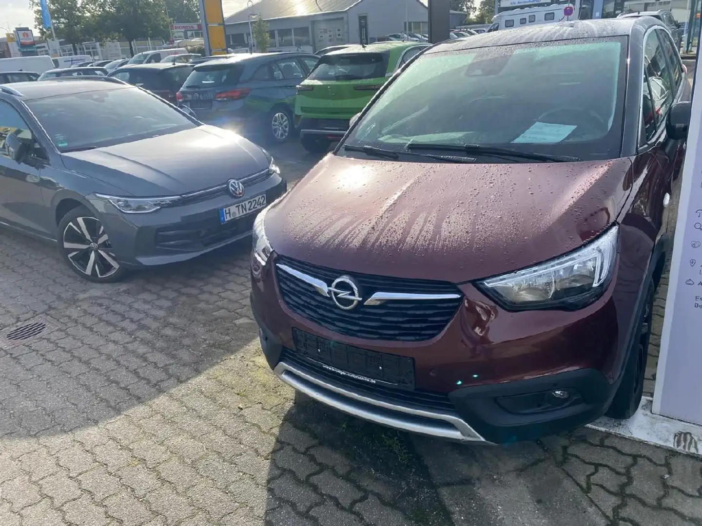 Opel Crossland Innovation Rot - 2