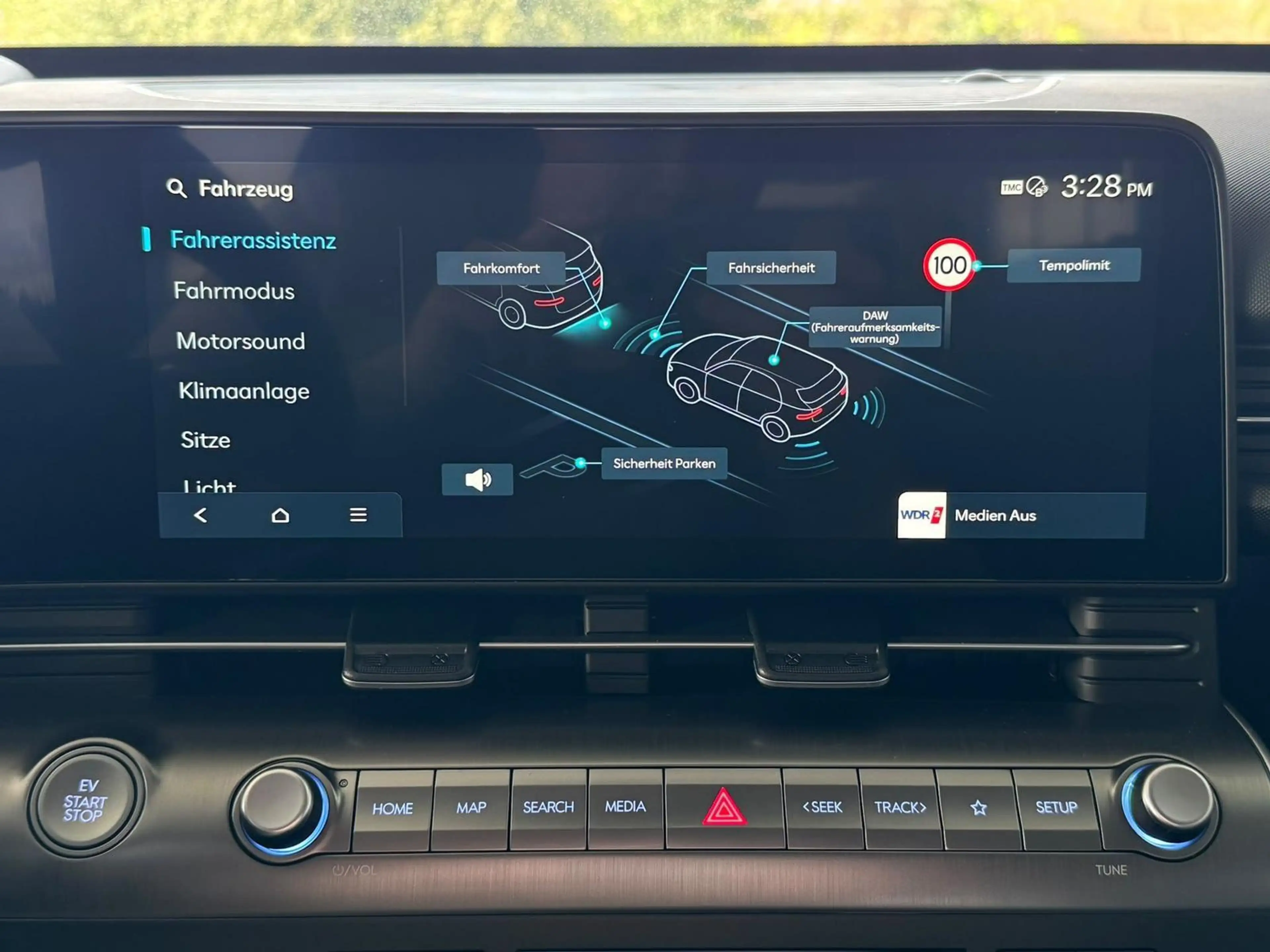 Hyundai KONA Elektro Prestige Line 64,8 kWh / Head-up Bose-S... — photo 15