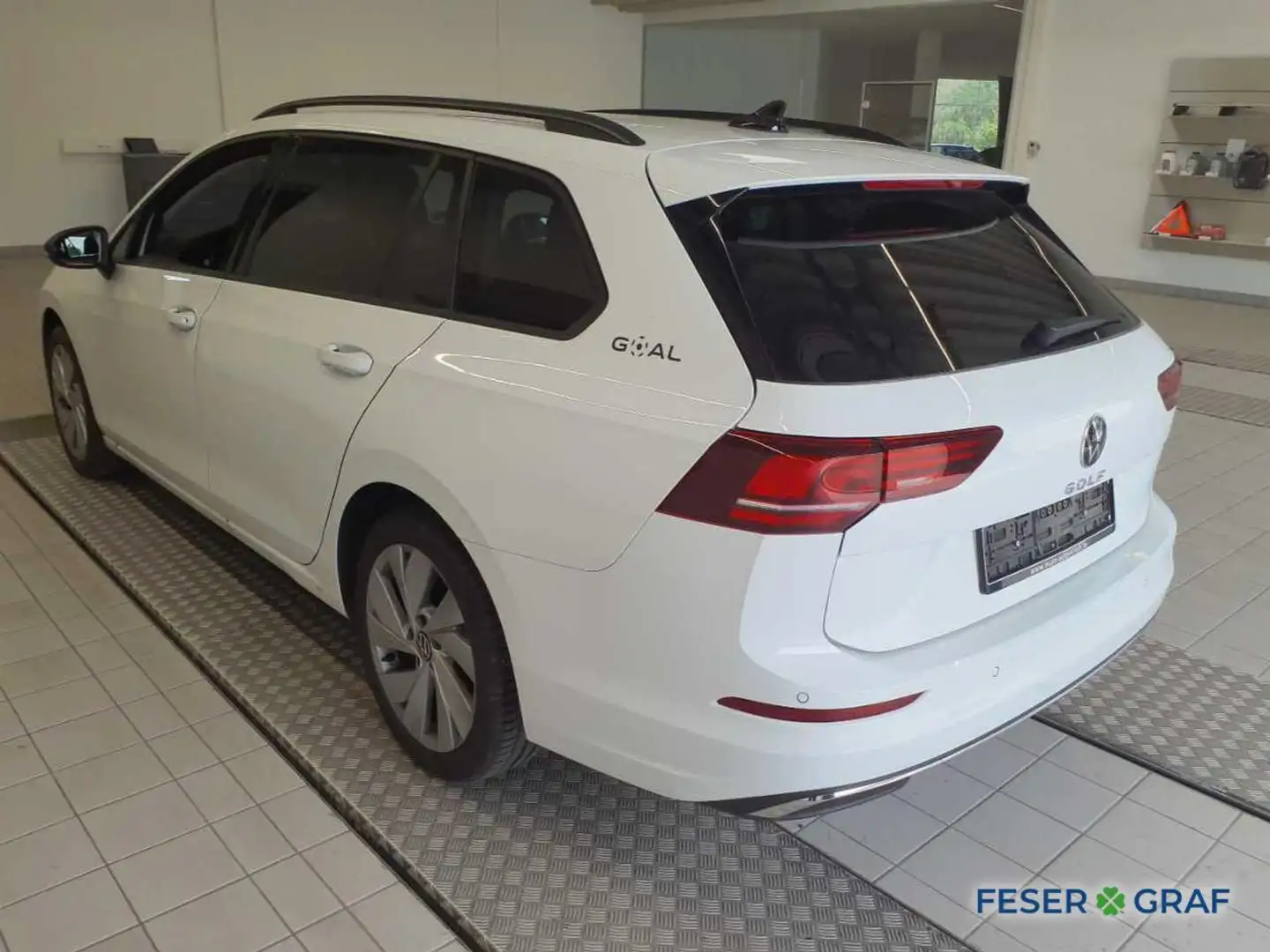 Volkswagen Golf VIII Variant GOAL 1.5 TSI 150PS Weiß - 2