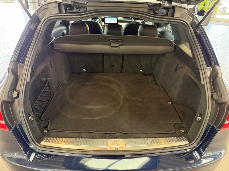 Mercedes-Benz C 200 T AMG+MBUX+LED+DISTR+NIGHT+AMBIENTE+AHK — photo 10
